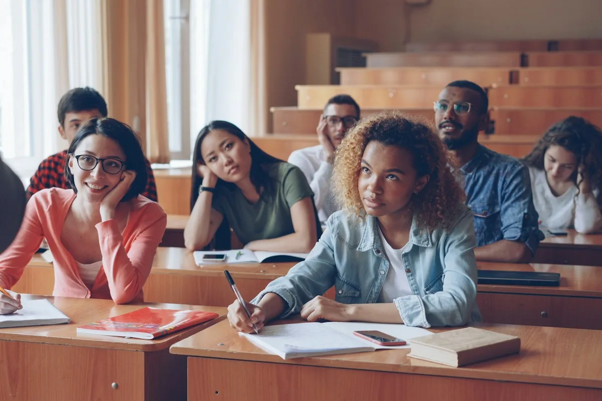 Students in a UK lecture hall on a Commonwealth scholarship master’s course