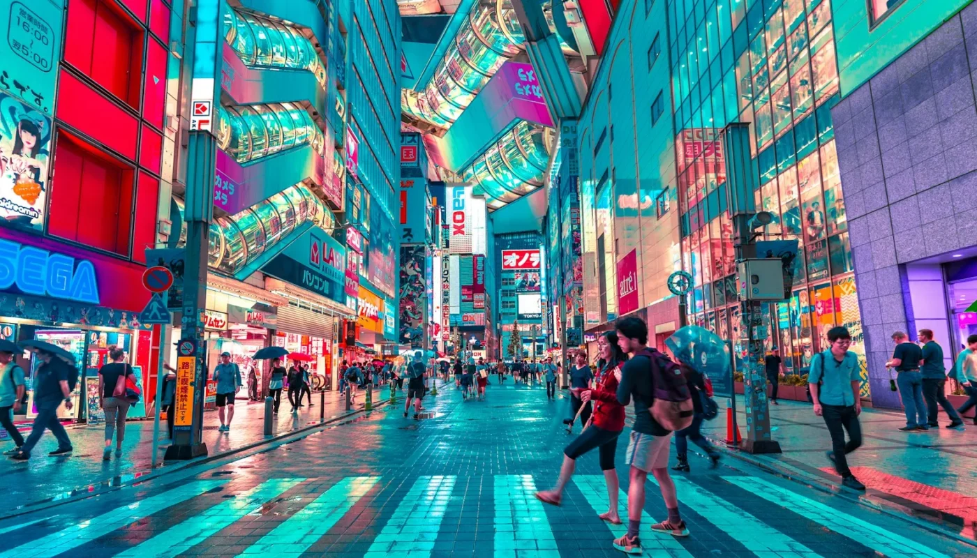 Busy street in Tokyo, Japan, for a guide to the MEXT scholarship